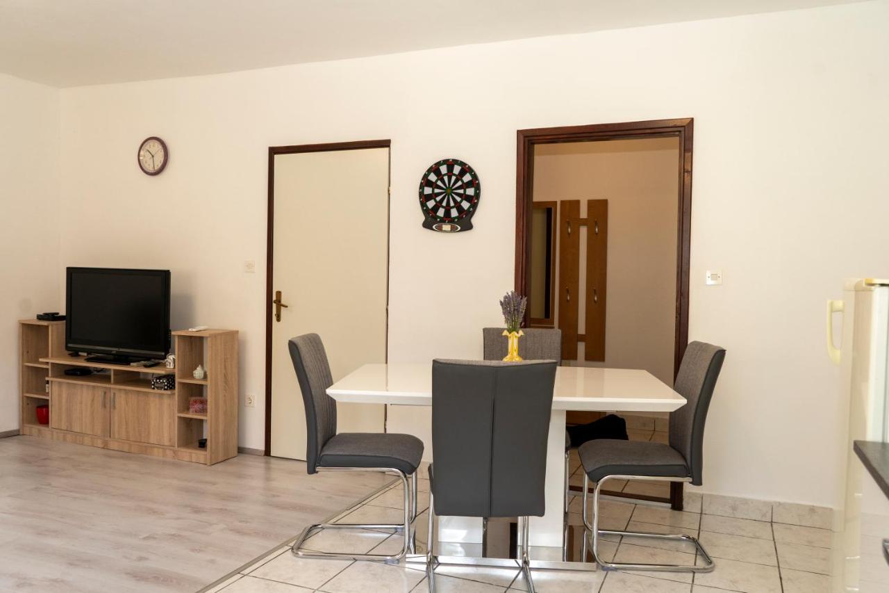Apartman Curcic كنين المظهر الخارجي الصورة
