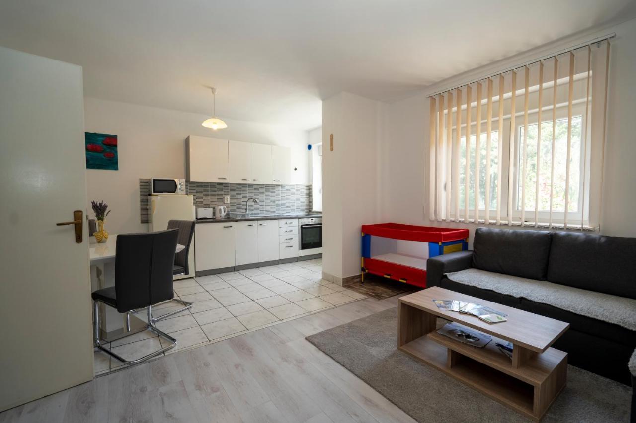 Apartman Curcic كنين المظهر الخارجي الصورة